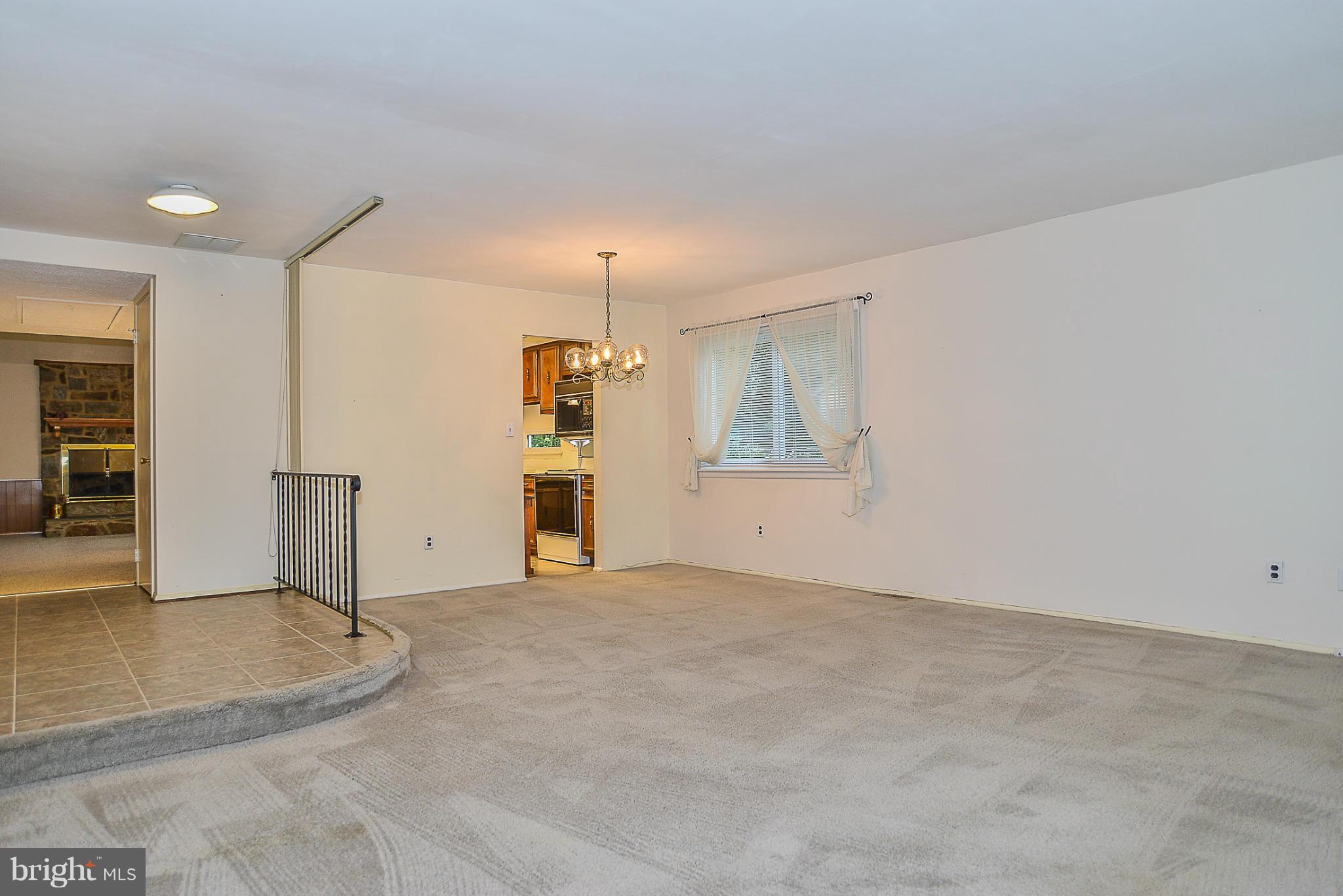 BENT TREE - Residential