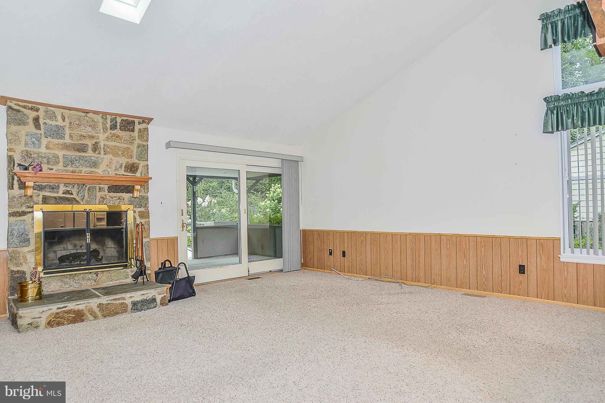 BENT TREE - Residential