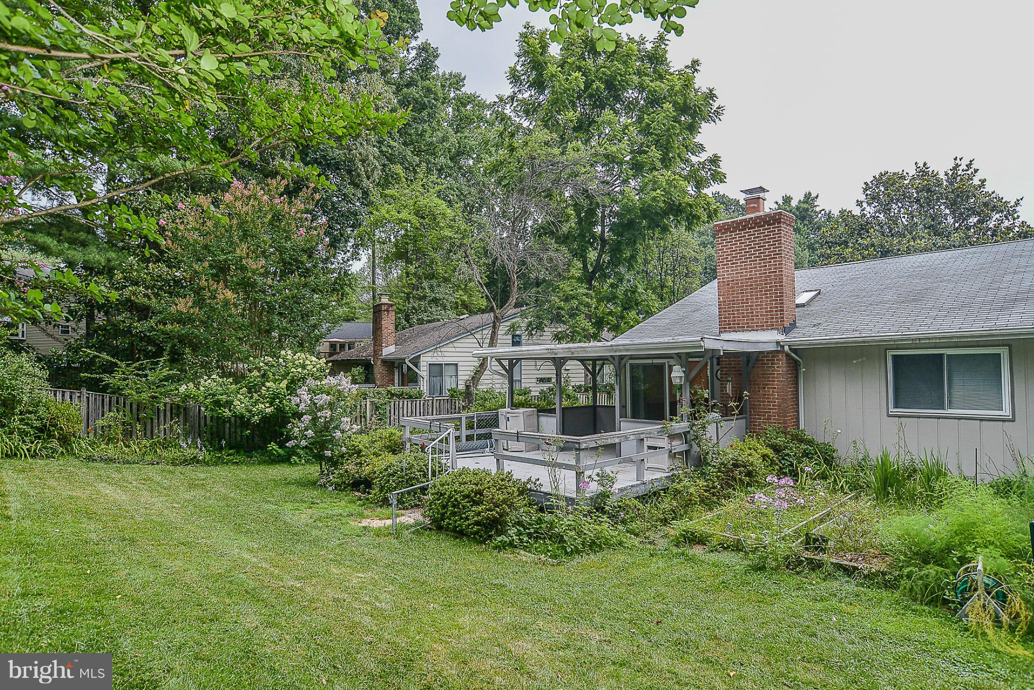 BENT TREE - Residential