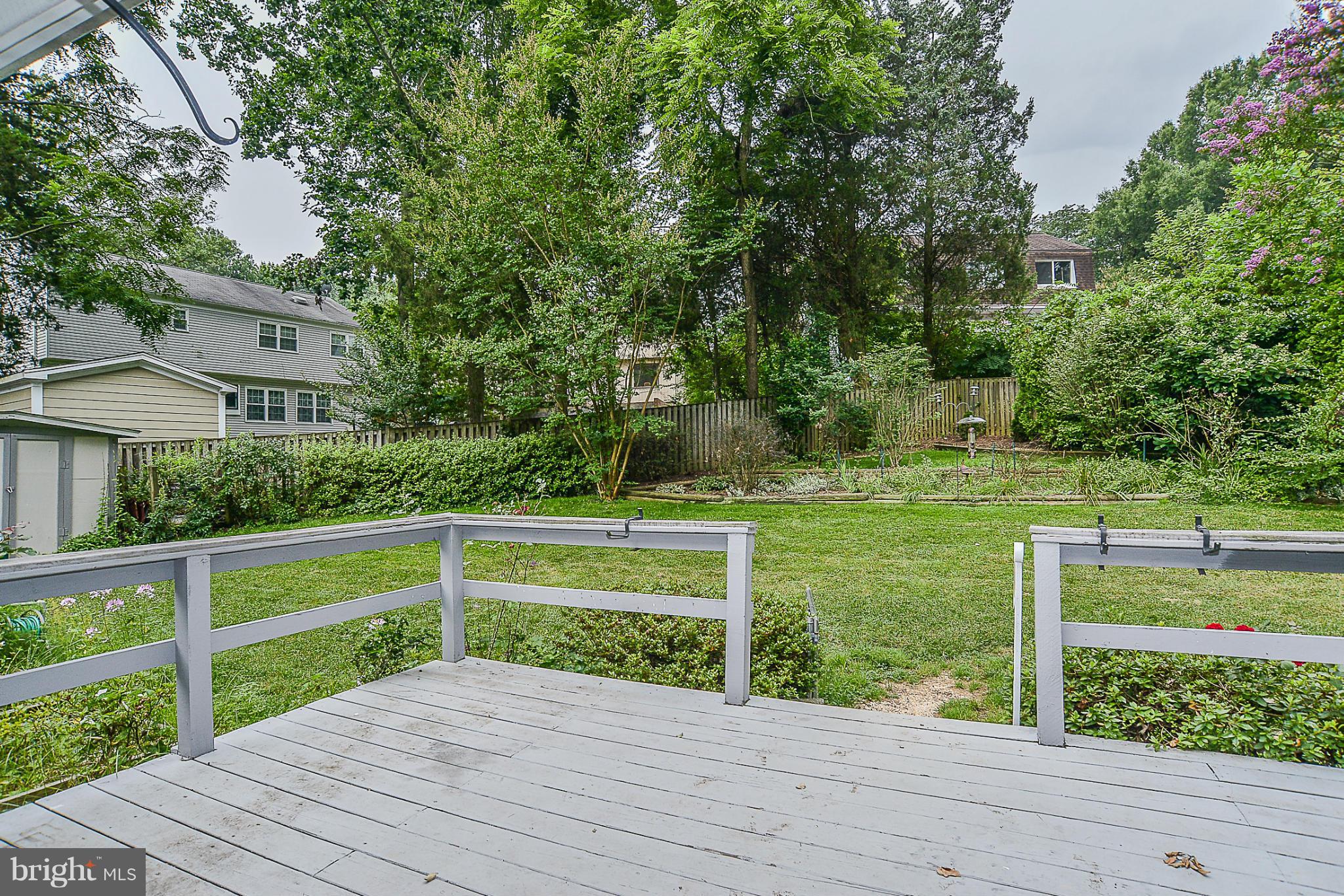 BENT TREE - Residential