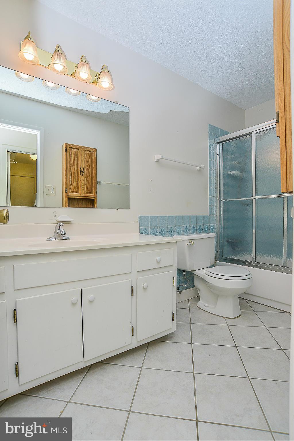 BENT TREE - Residential