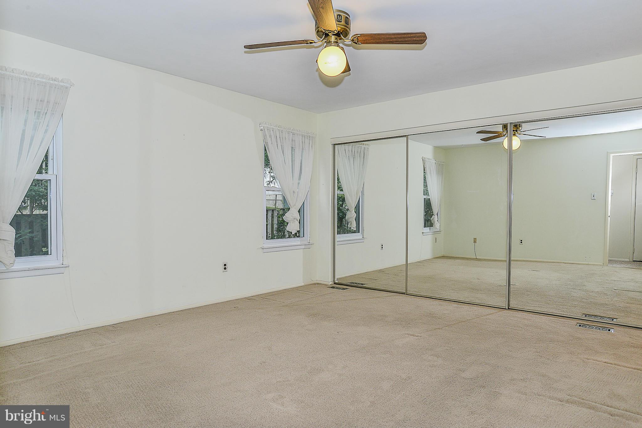 BENT TREE - Residential