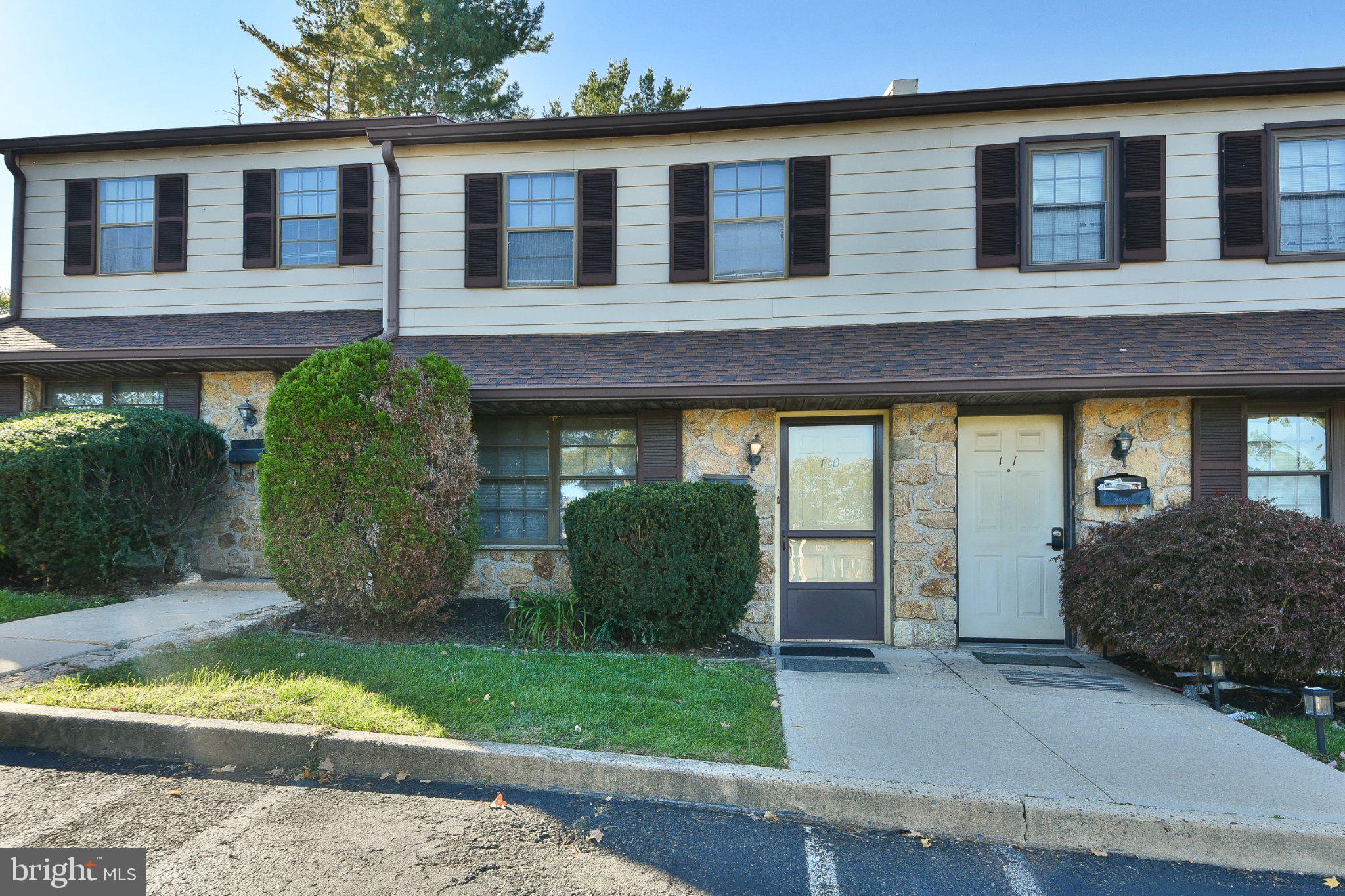 1006 N YORK ROAD L-10