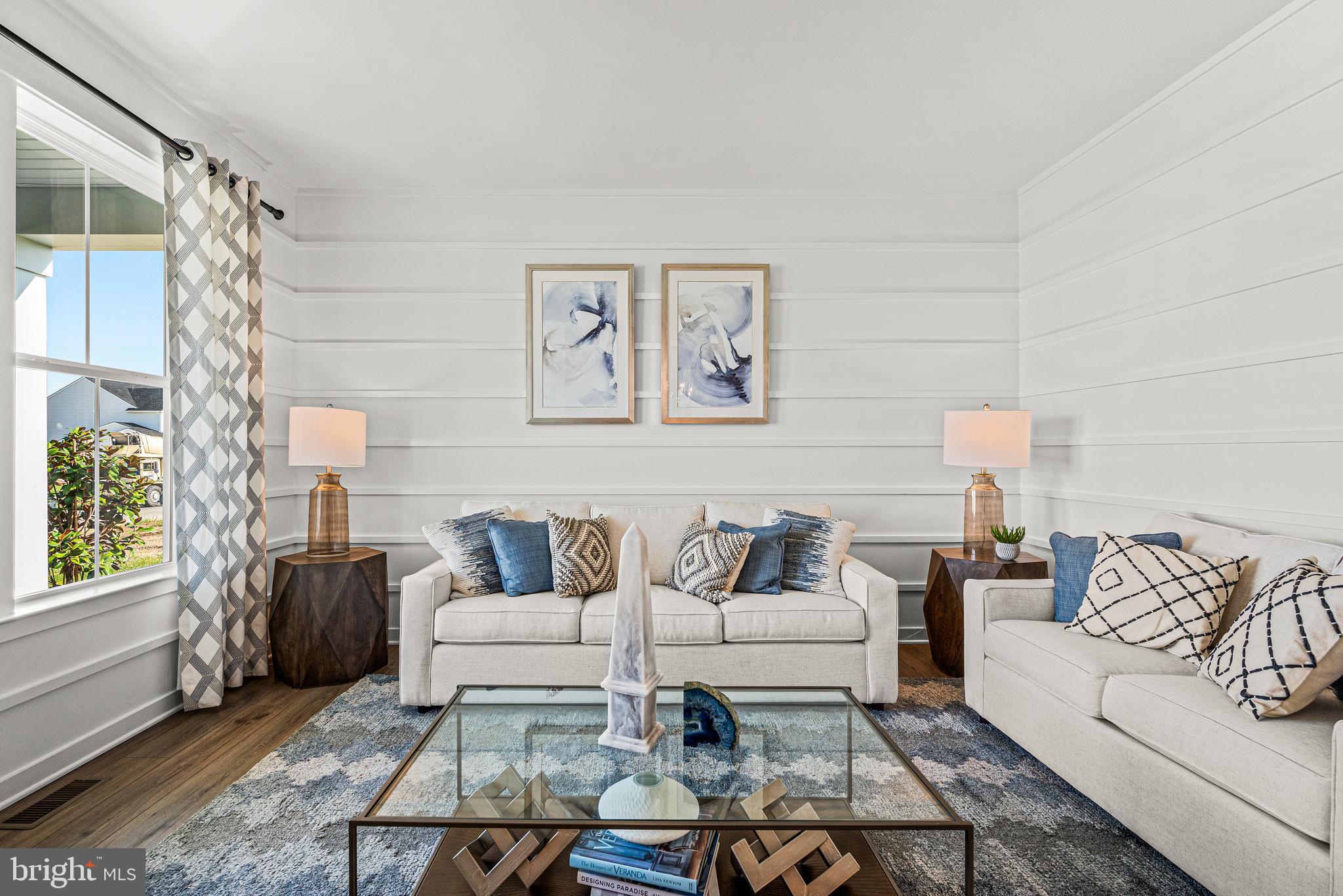 407 CROWNLEAF DRIVE