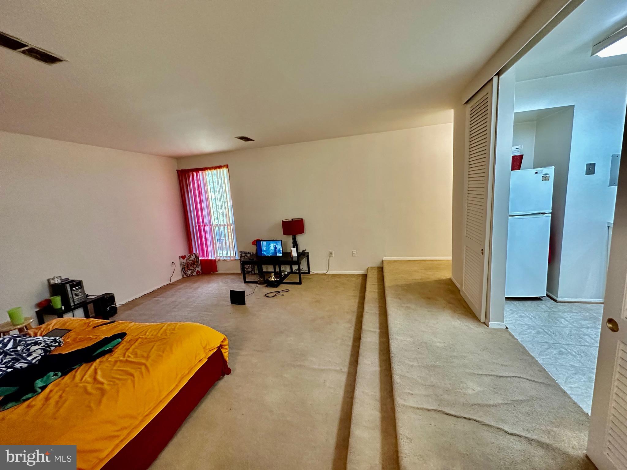 AMERICANA FINMARK - Residential