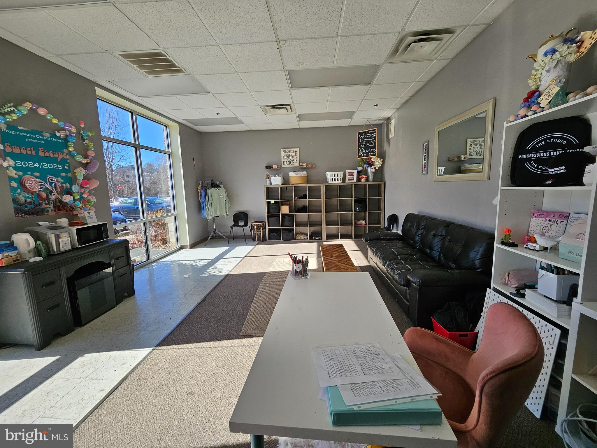 WARRENTON INDUSTRIAL PARK - Commercial Lease