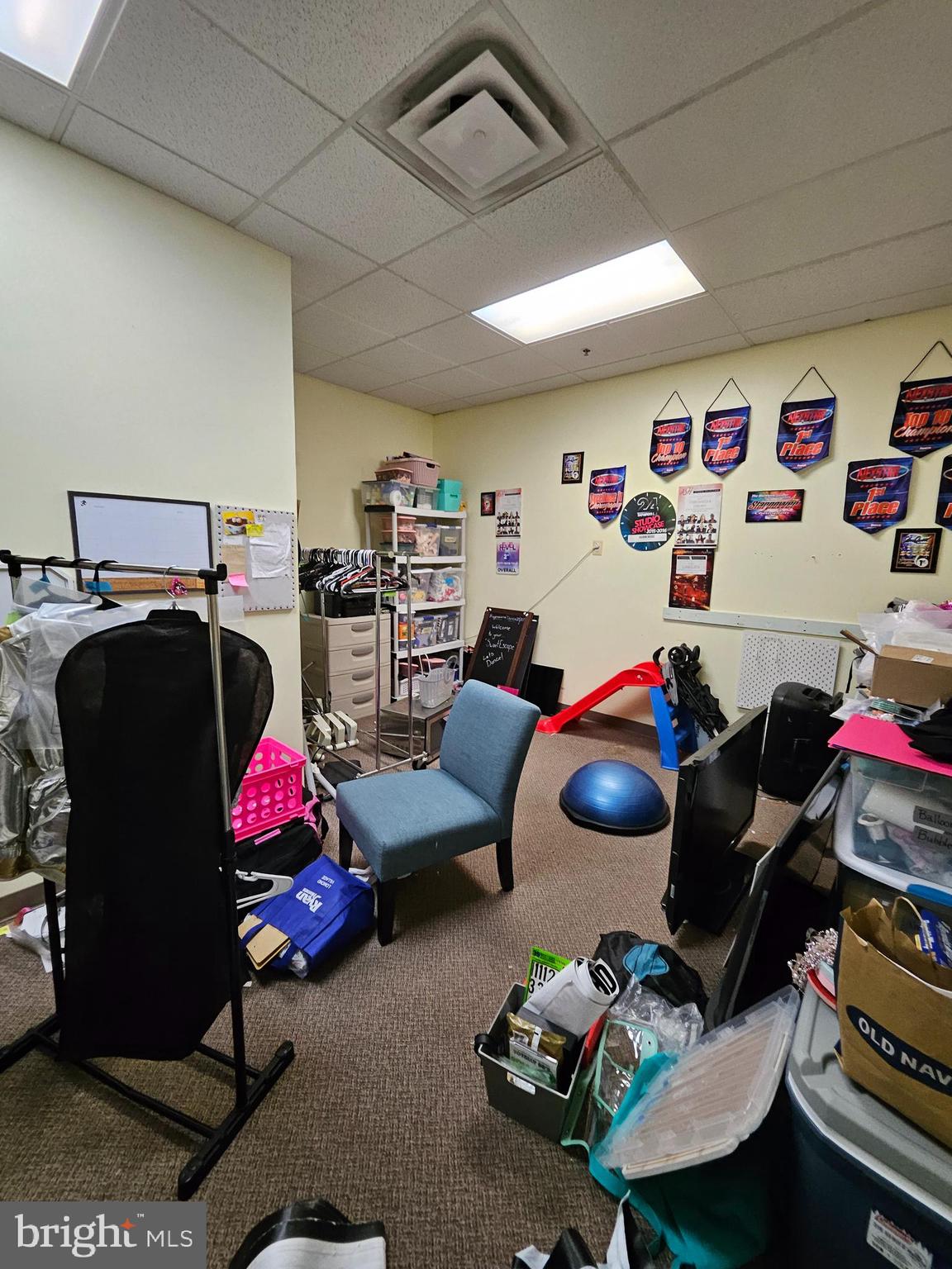 WARRENTON INDUSTRIAL PARK - Commercial Lease