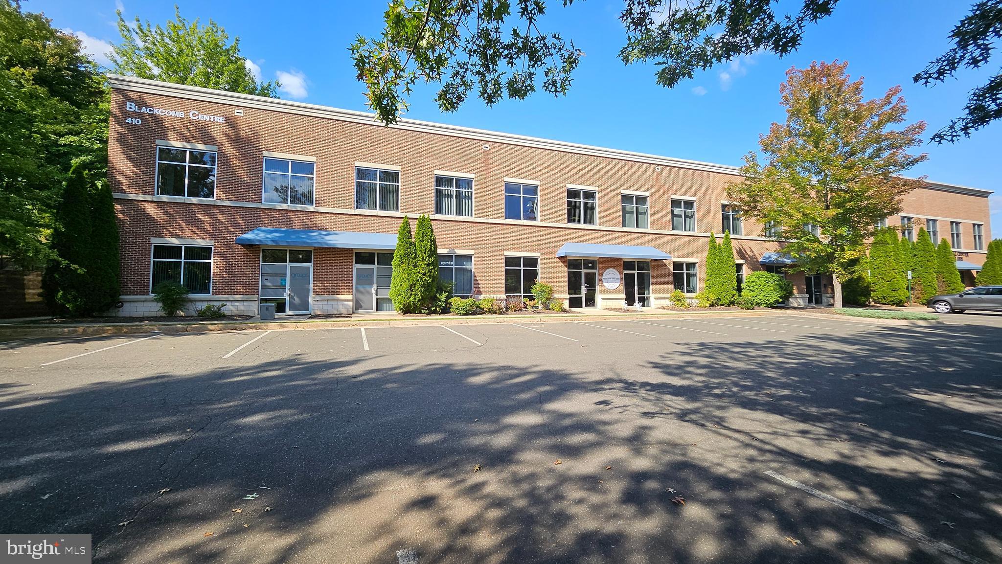 WARRENTON INDUSTRIAL PARK - Commercial Lease