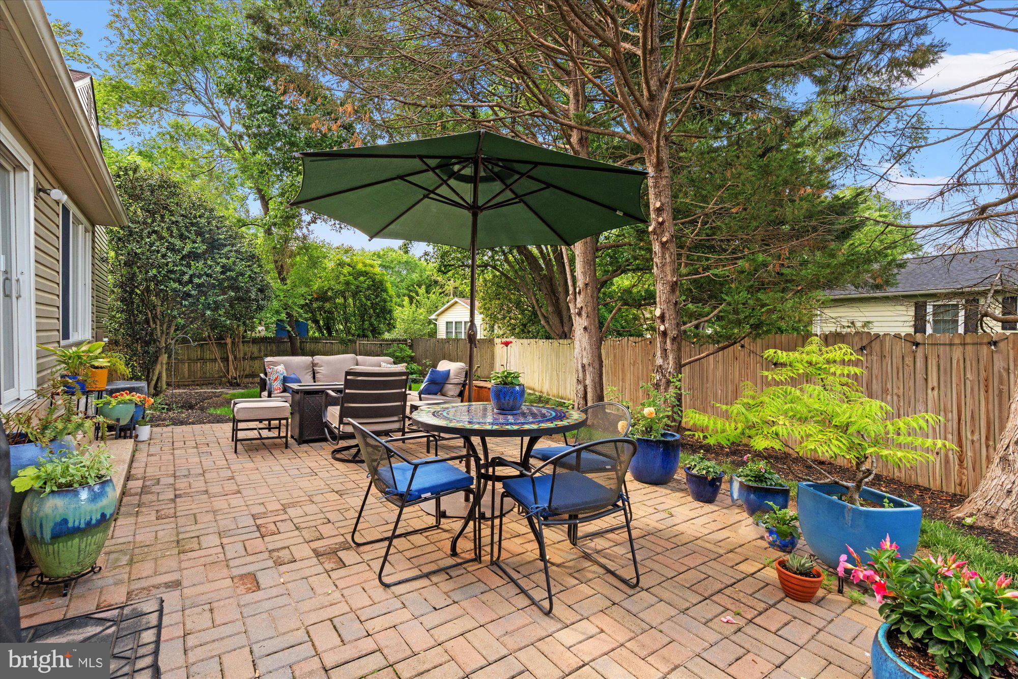 8221 TREEBROOKE LANE