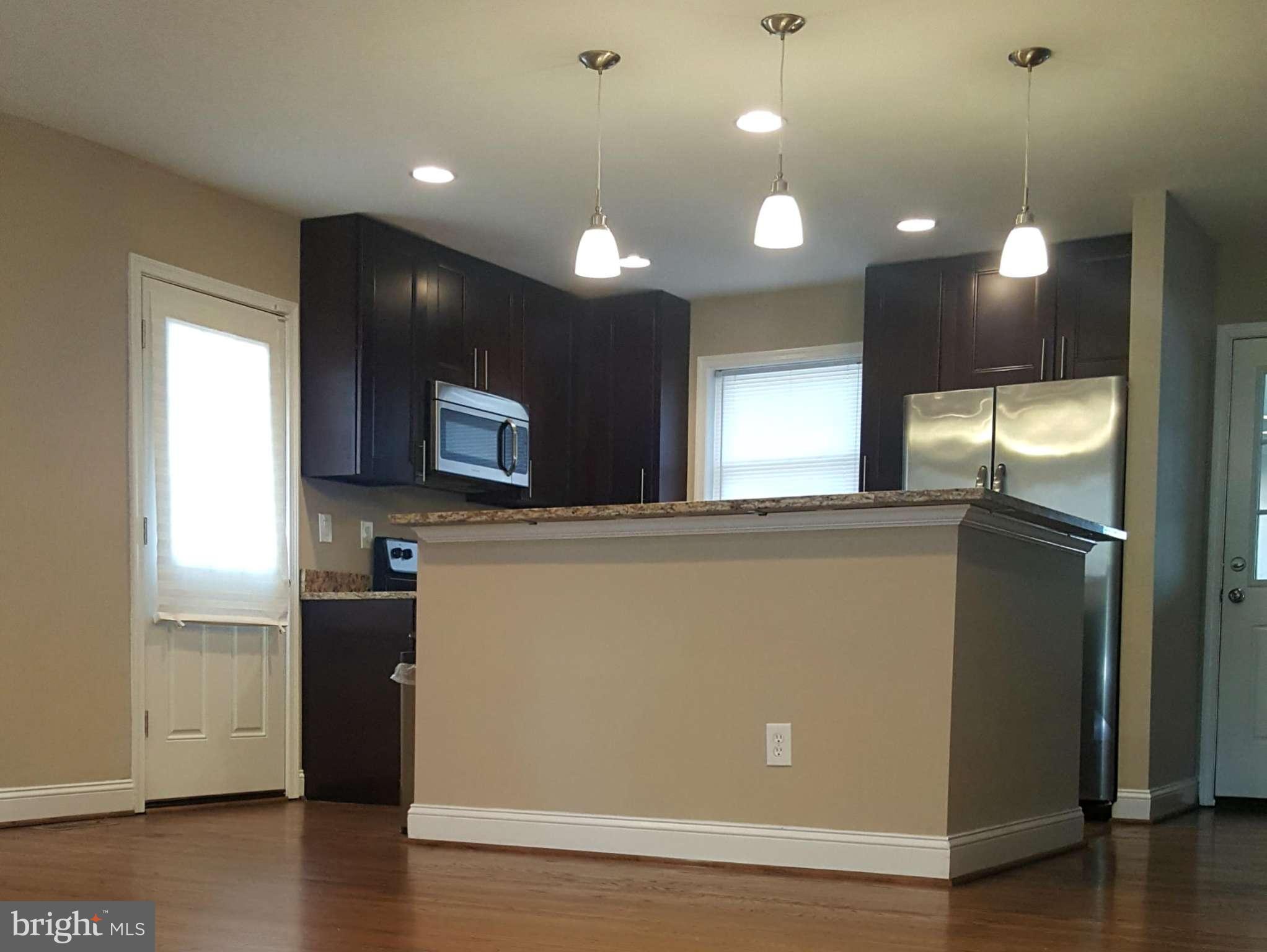 OAK KNOLL - Residential