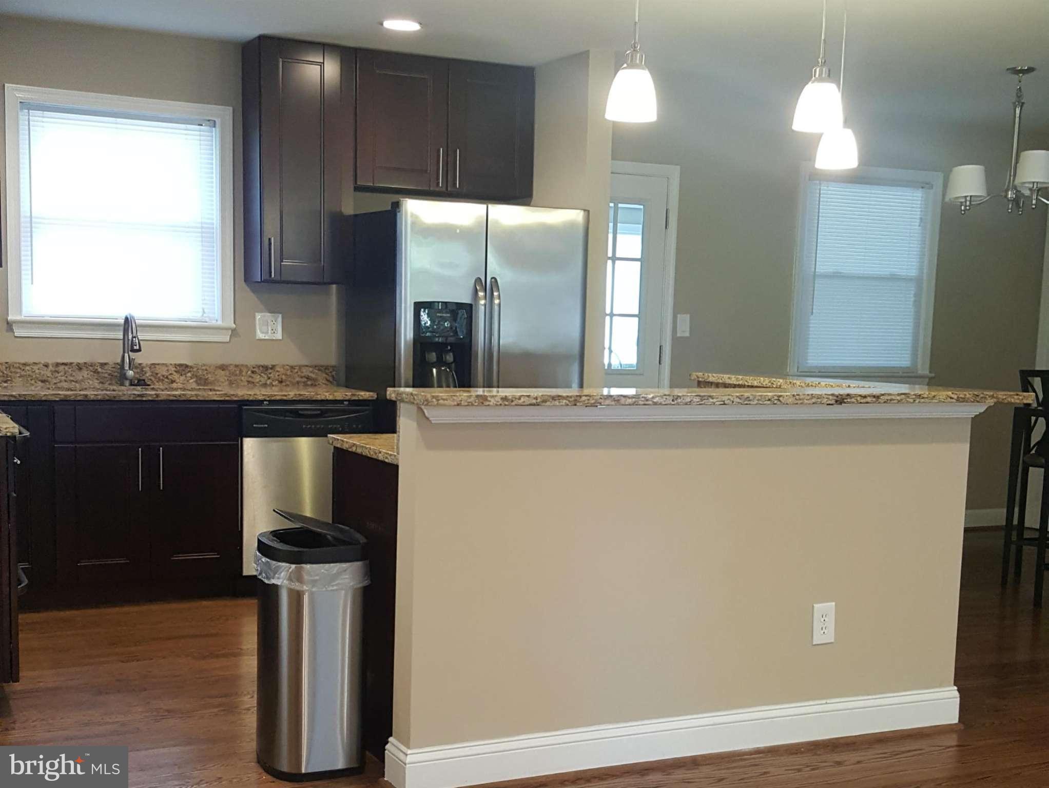 OAK KNOLL - Residential