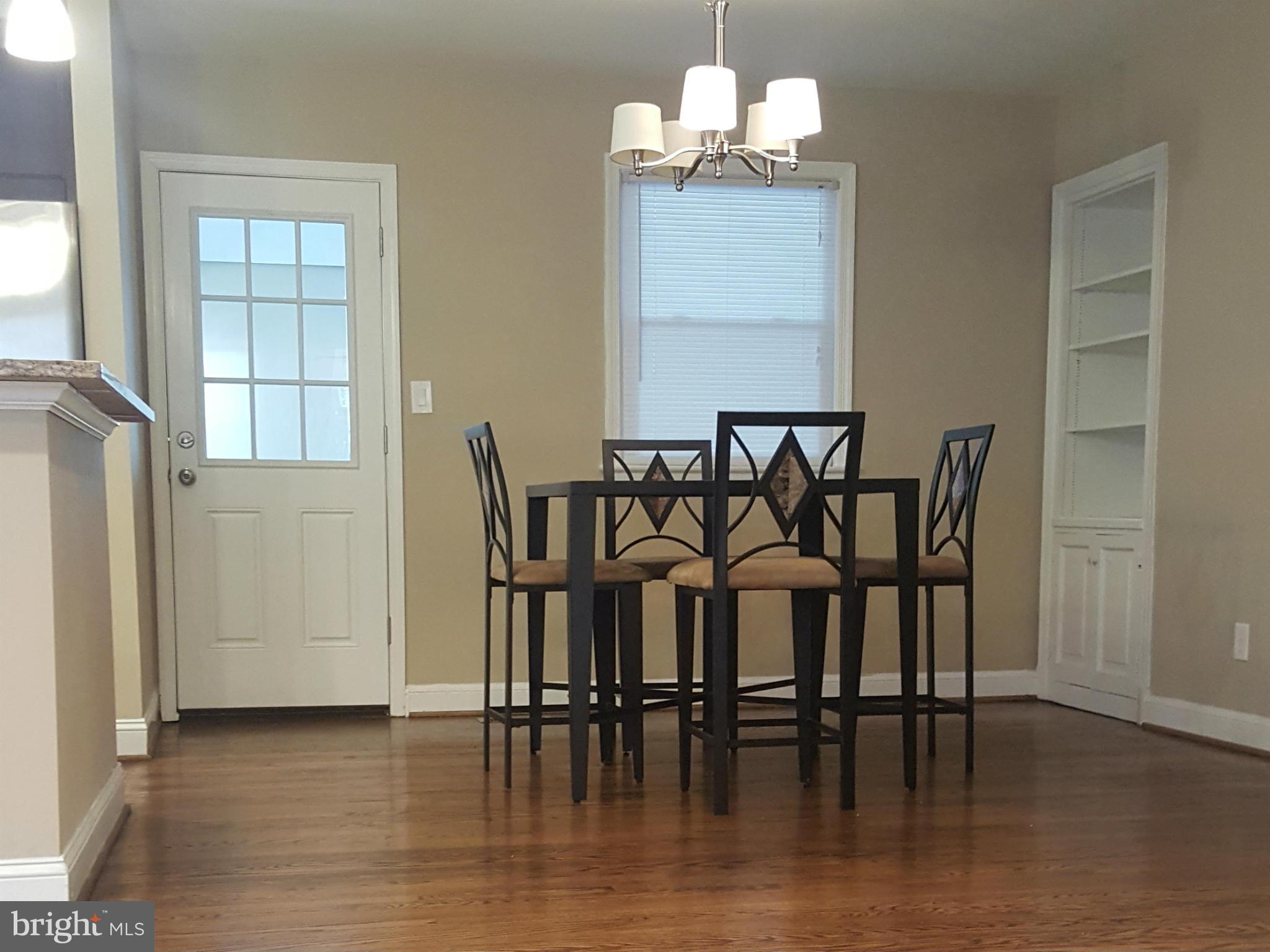 OAK KNOLL - Residential