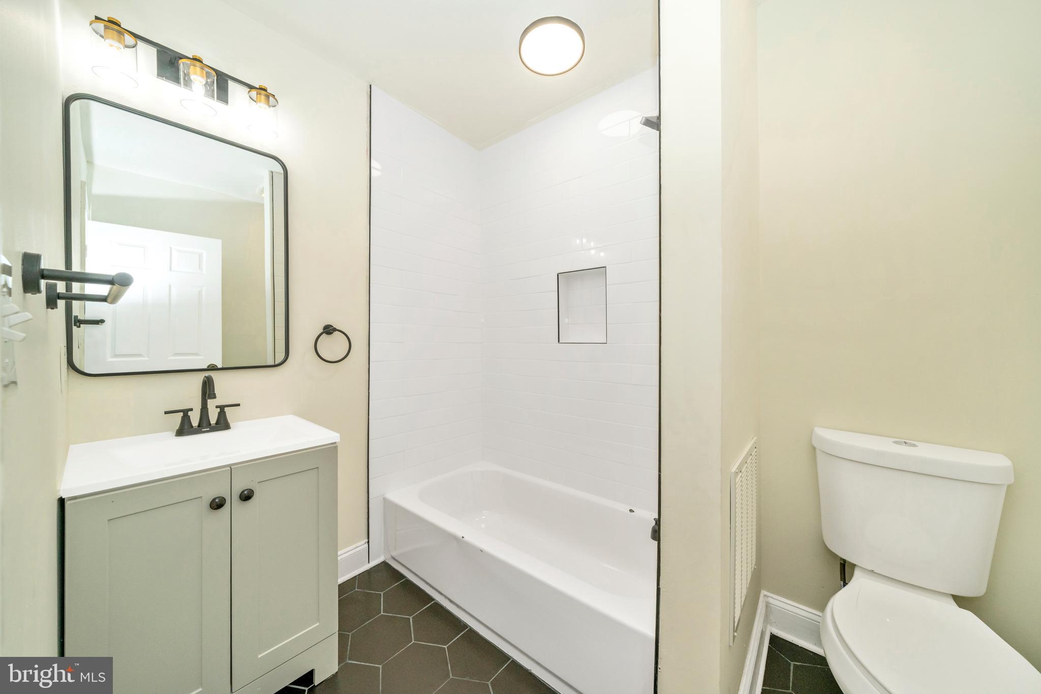 SHIPLEY HILL - Residential