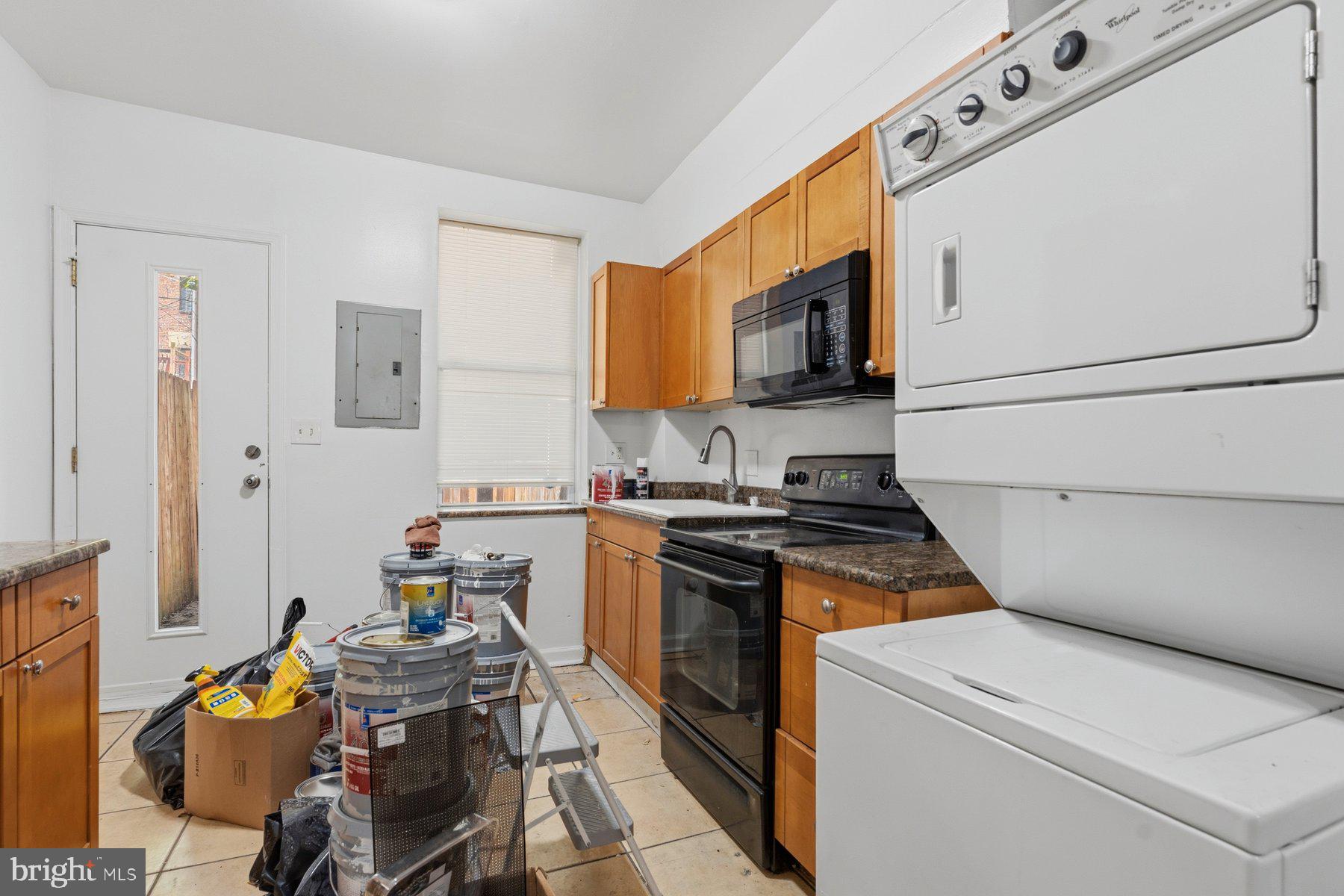 WASHINGTON VILLAGE - Residential