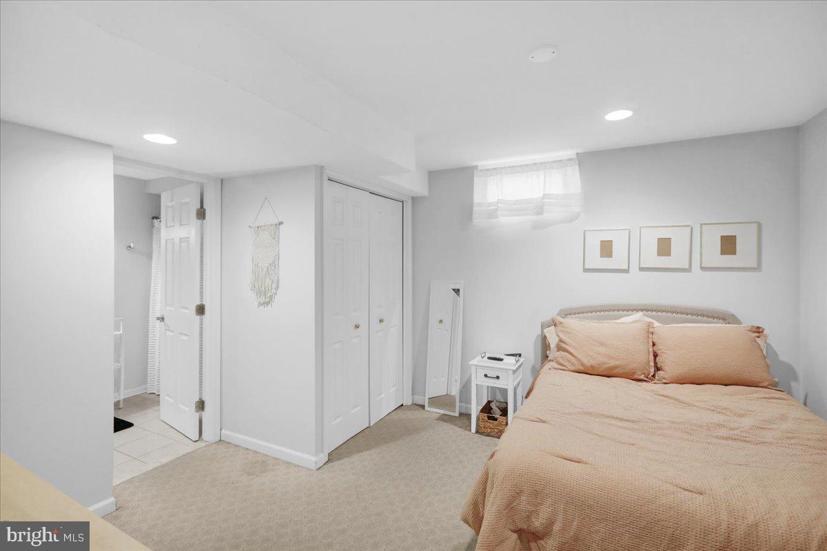 PENNWOOD FARMS - Residential