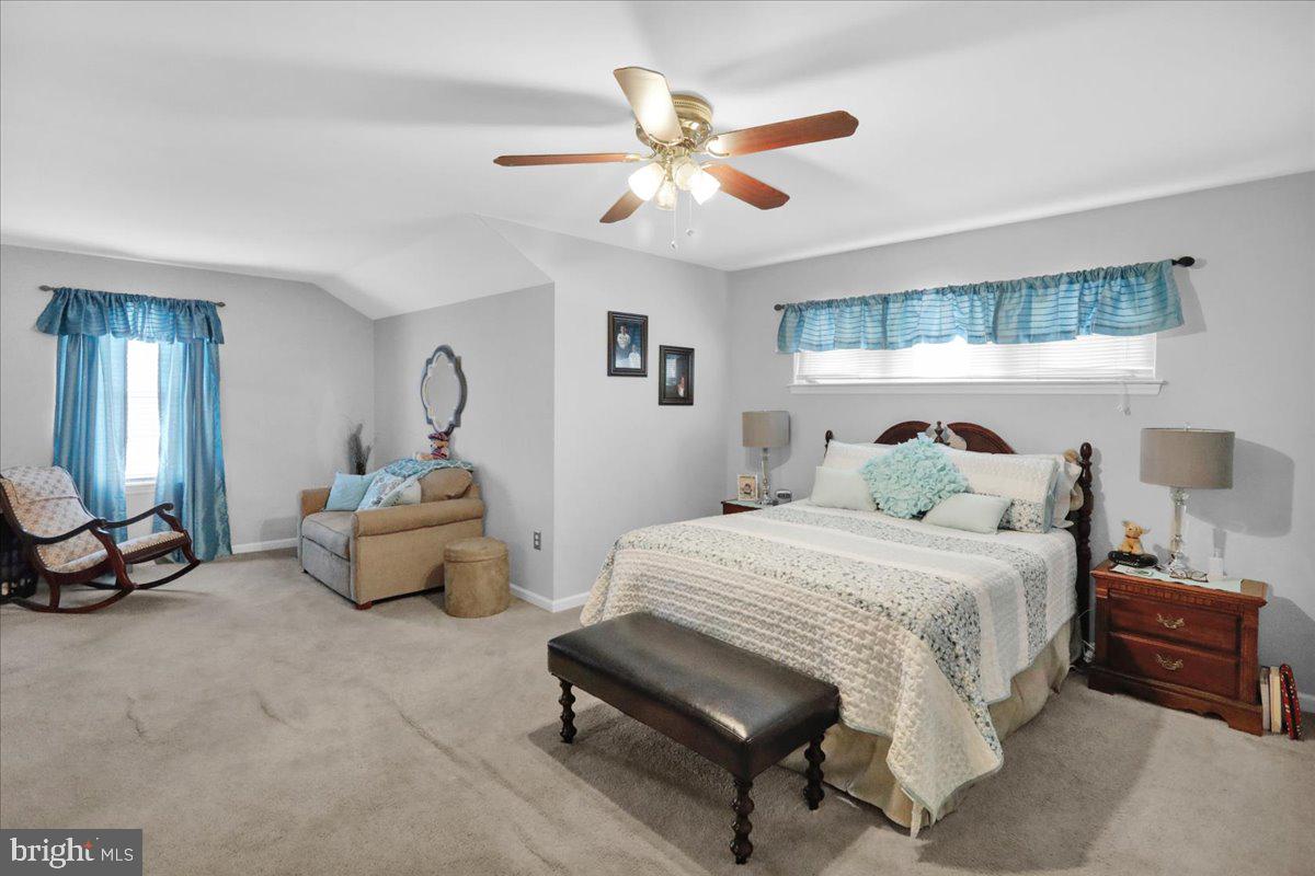 PENNWOOD FARMS - Residential