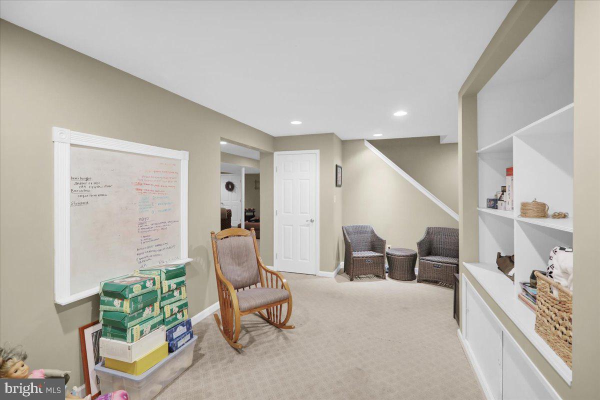 PENNWOOD FARMS - Residential