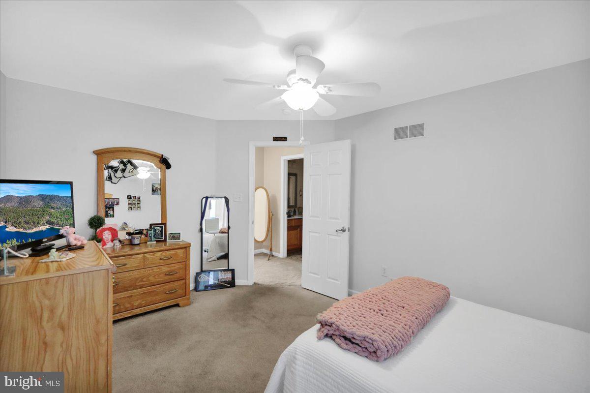 PENNWOOD FARMS - Residential