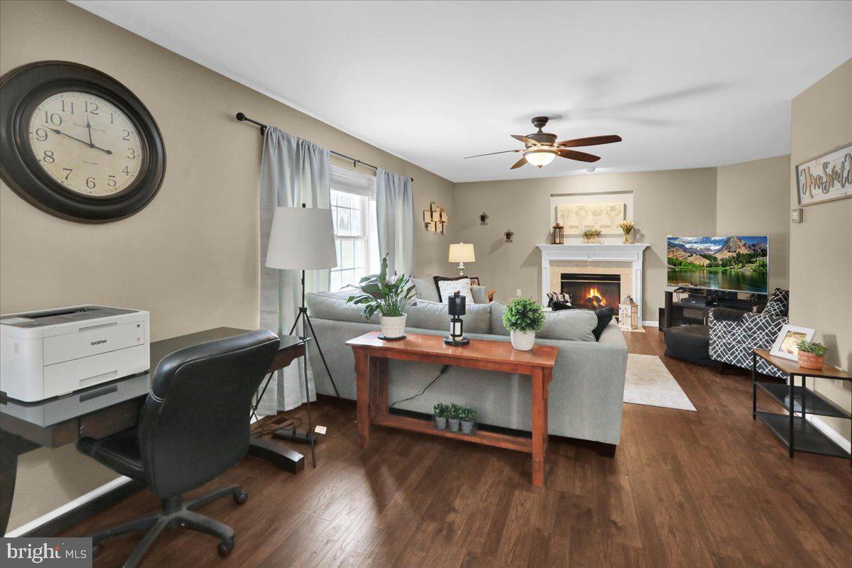 PENNWOOD FARMS - Residential