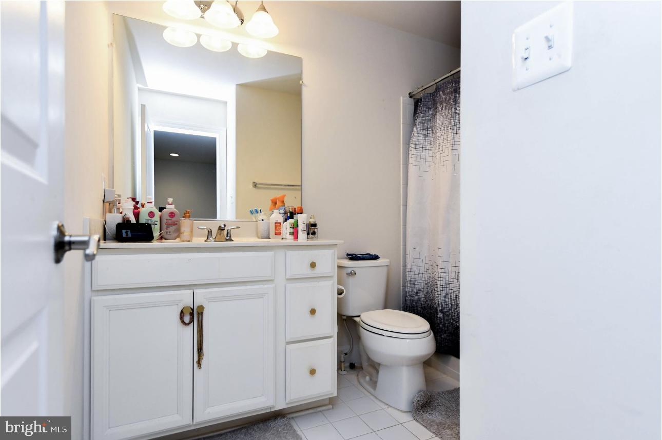 HAMILTON PARK - Residential