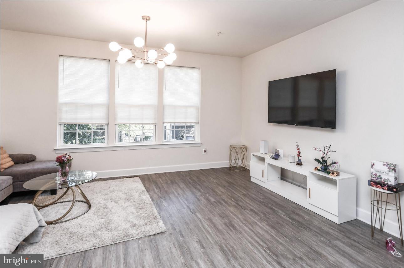 HAMILTON PARK - Residential