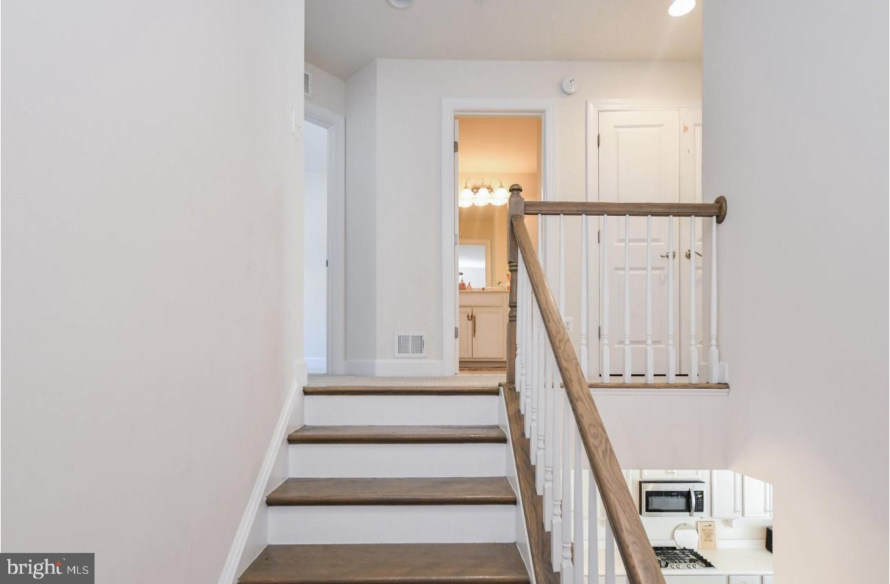 HAMILTON PARK - Residential