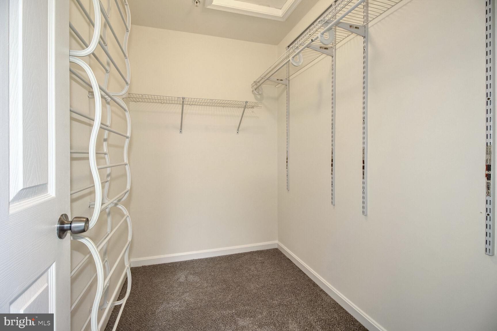 ASTORIA HILL - Residential Lease