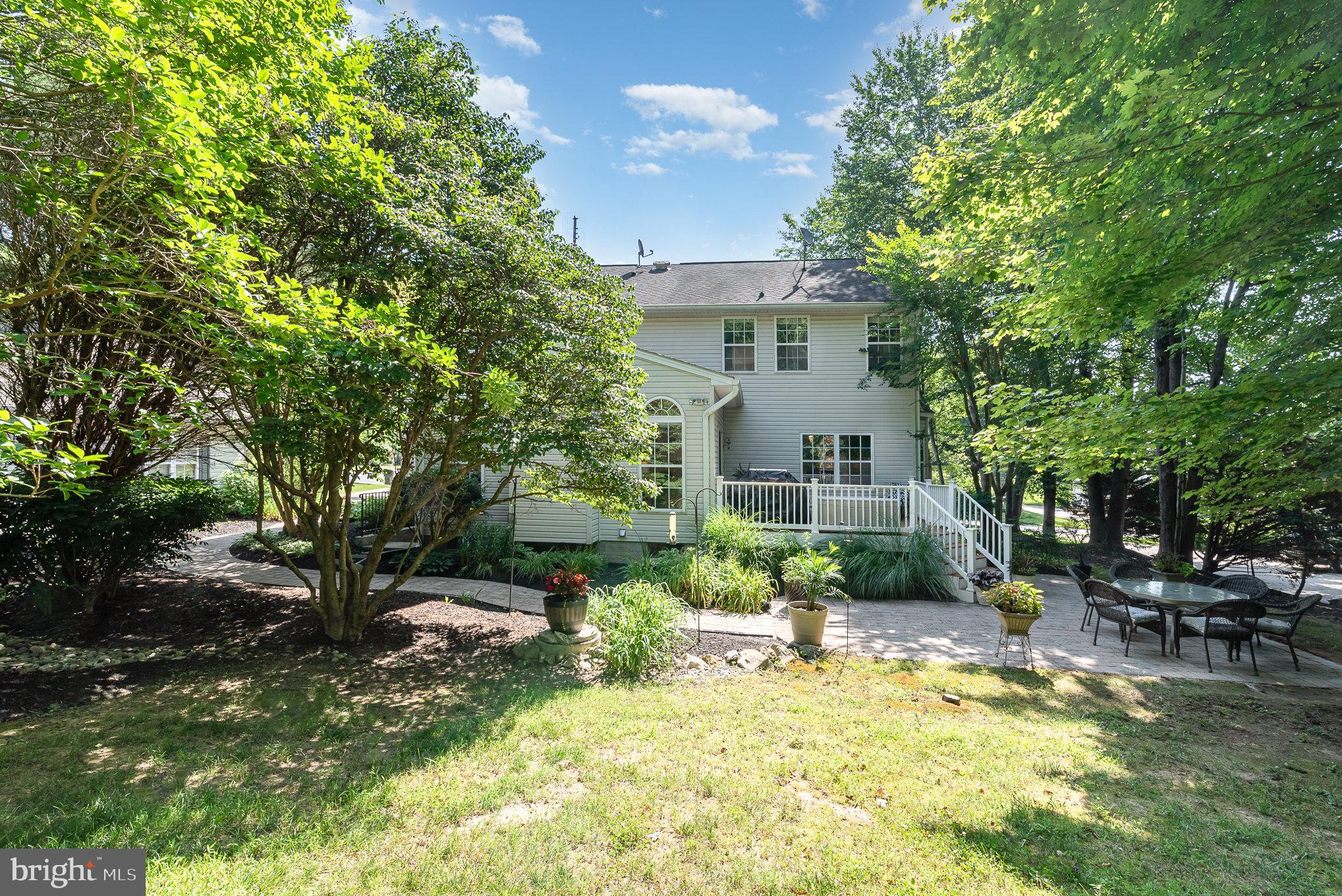 CAMPUS HILLS ESTATES - Residential