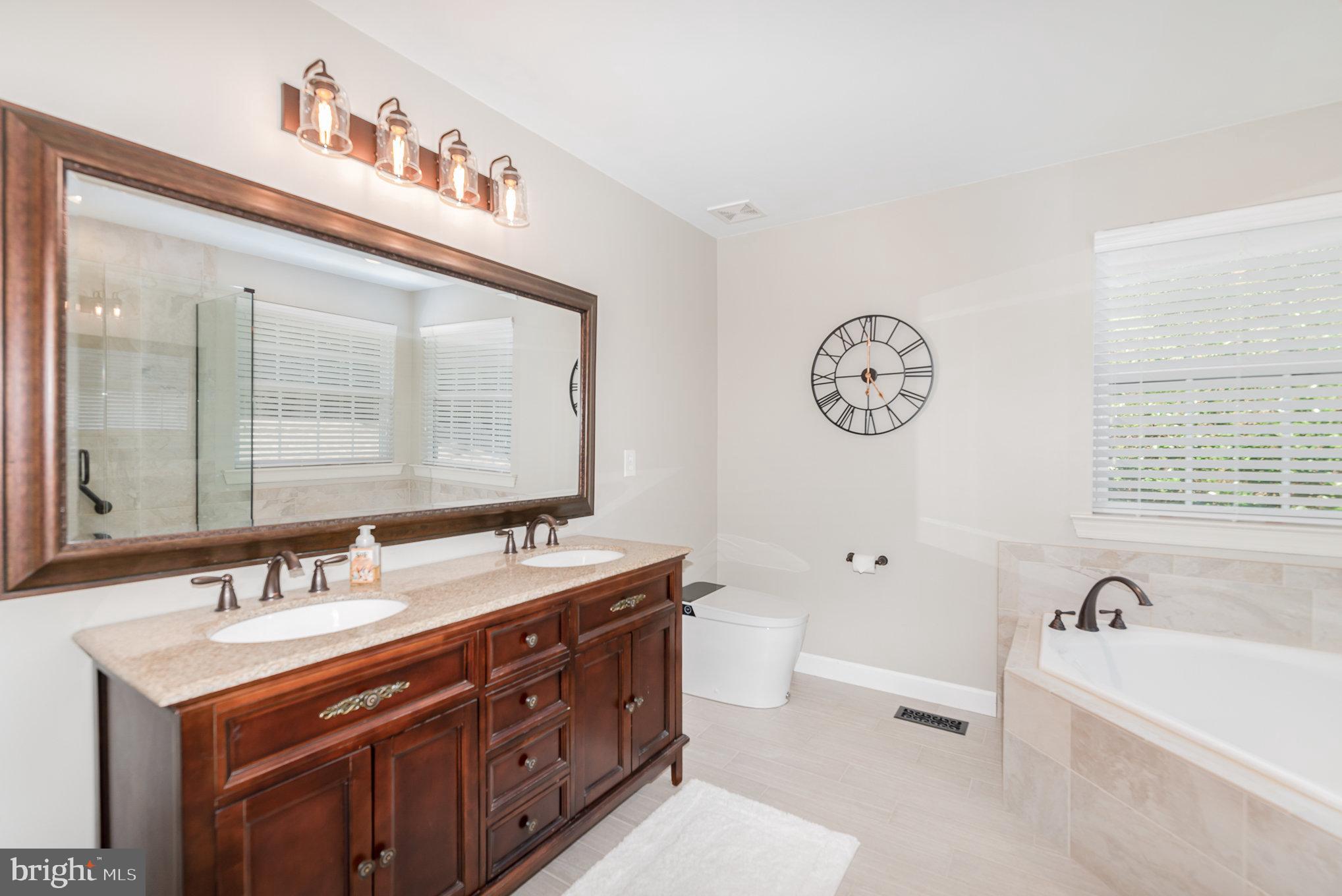 CAMPUS HILLS ESTATES - Residential