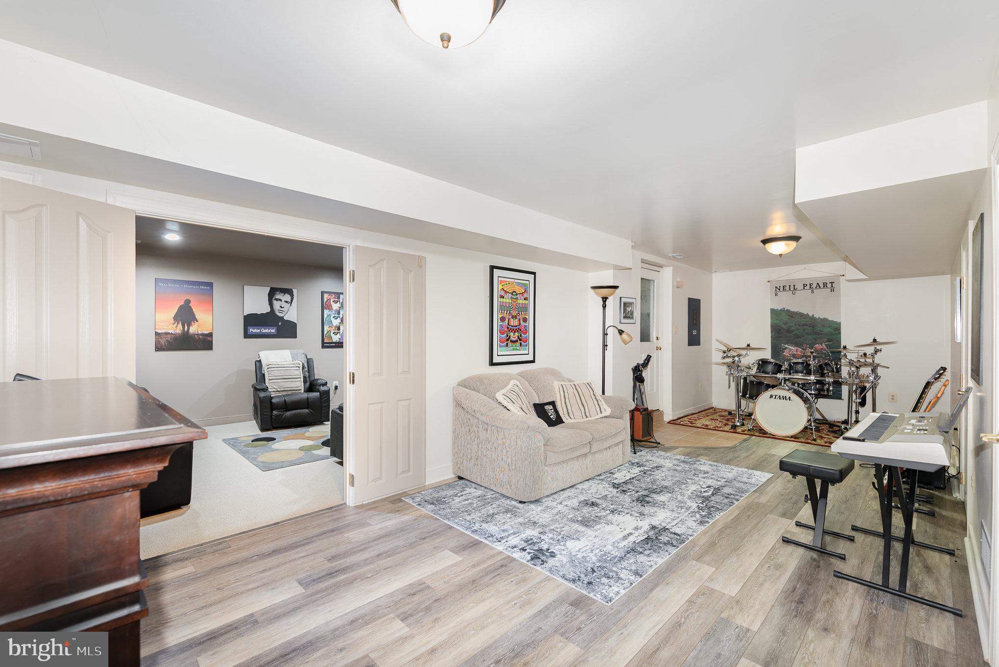 CAMPUS HILLS ESTATES - Residential