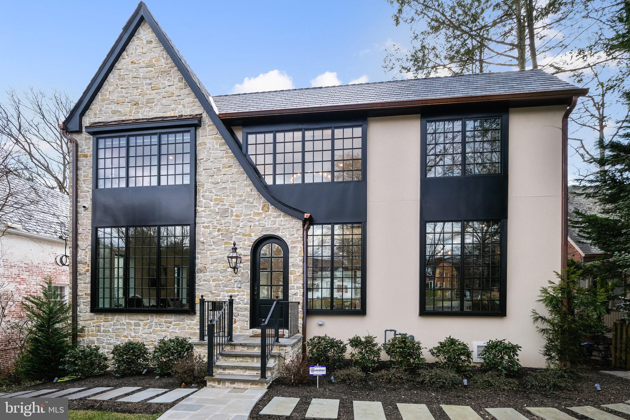 BARNABY WOODS - Residential