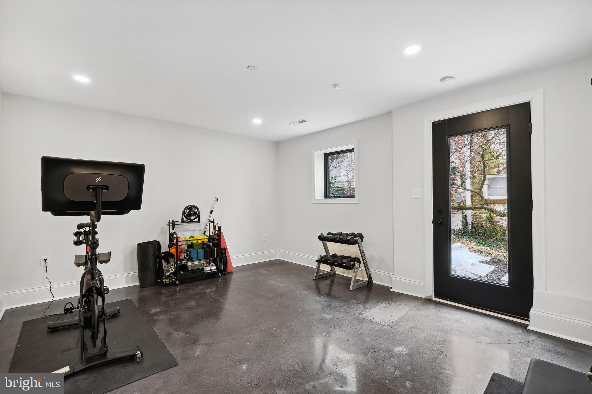 BARNABY WOODS - Residential