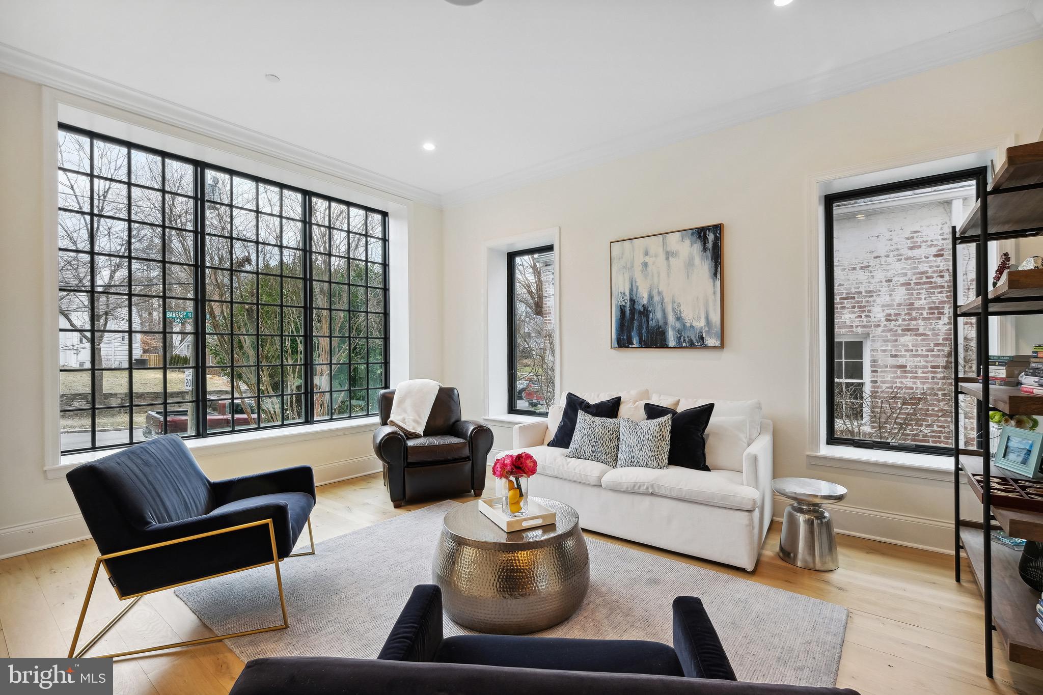 BARNABY WOODS - Residential