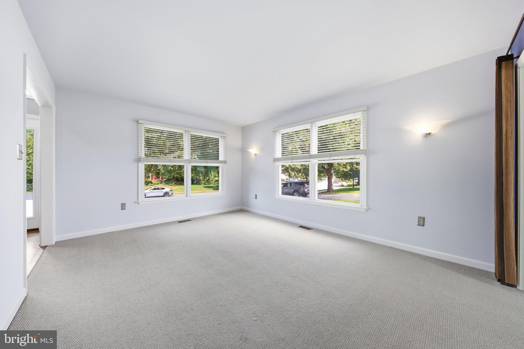 6101 FIELDCREST DRIVE