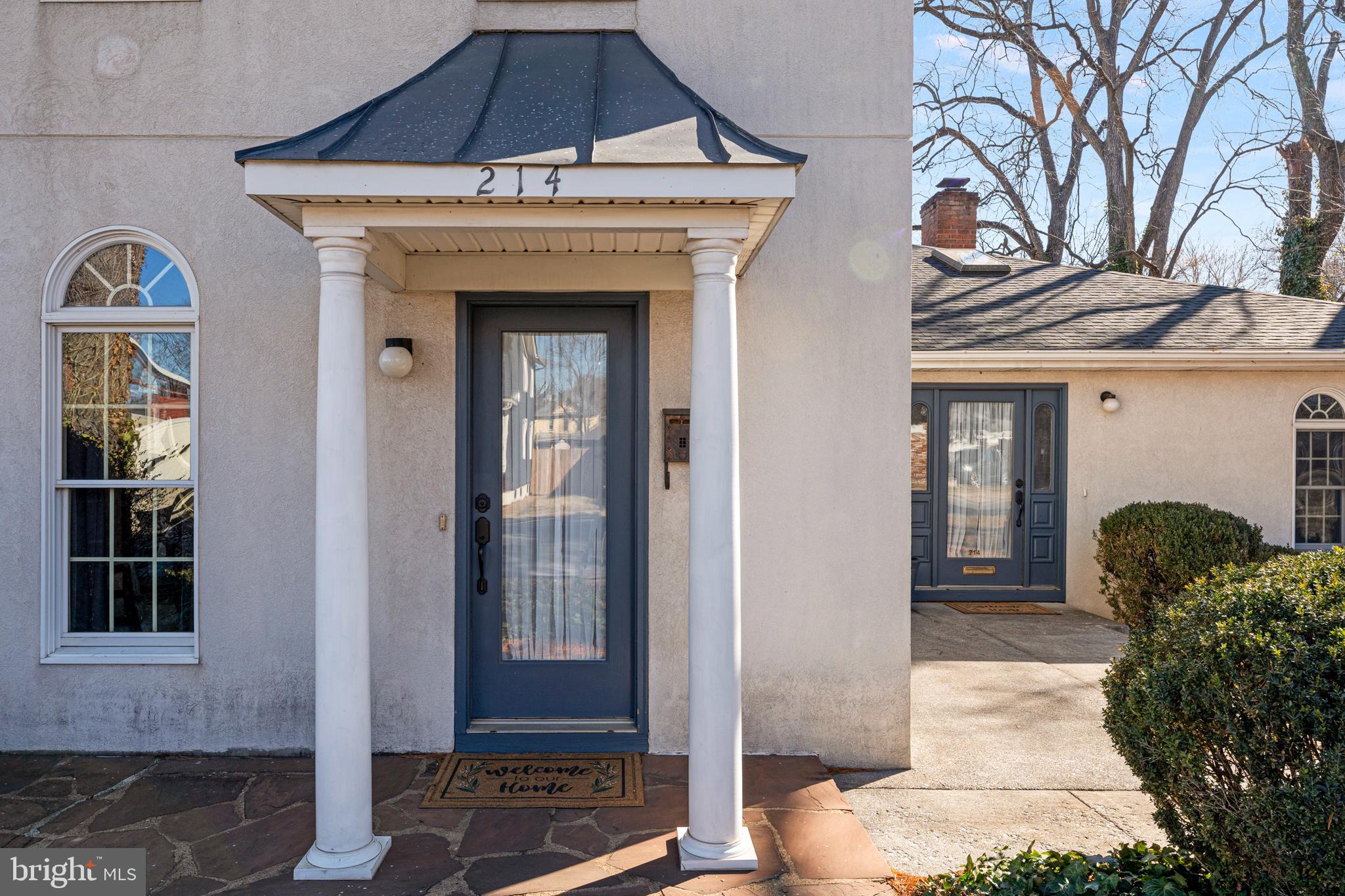 214 S ROYAL AVENUE