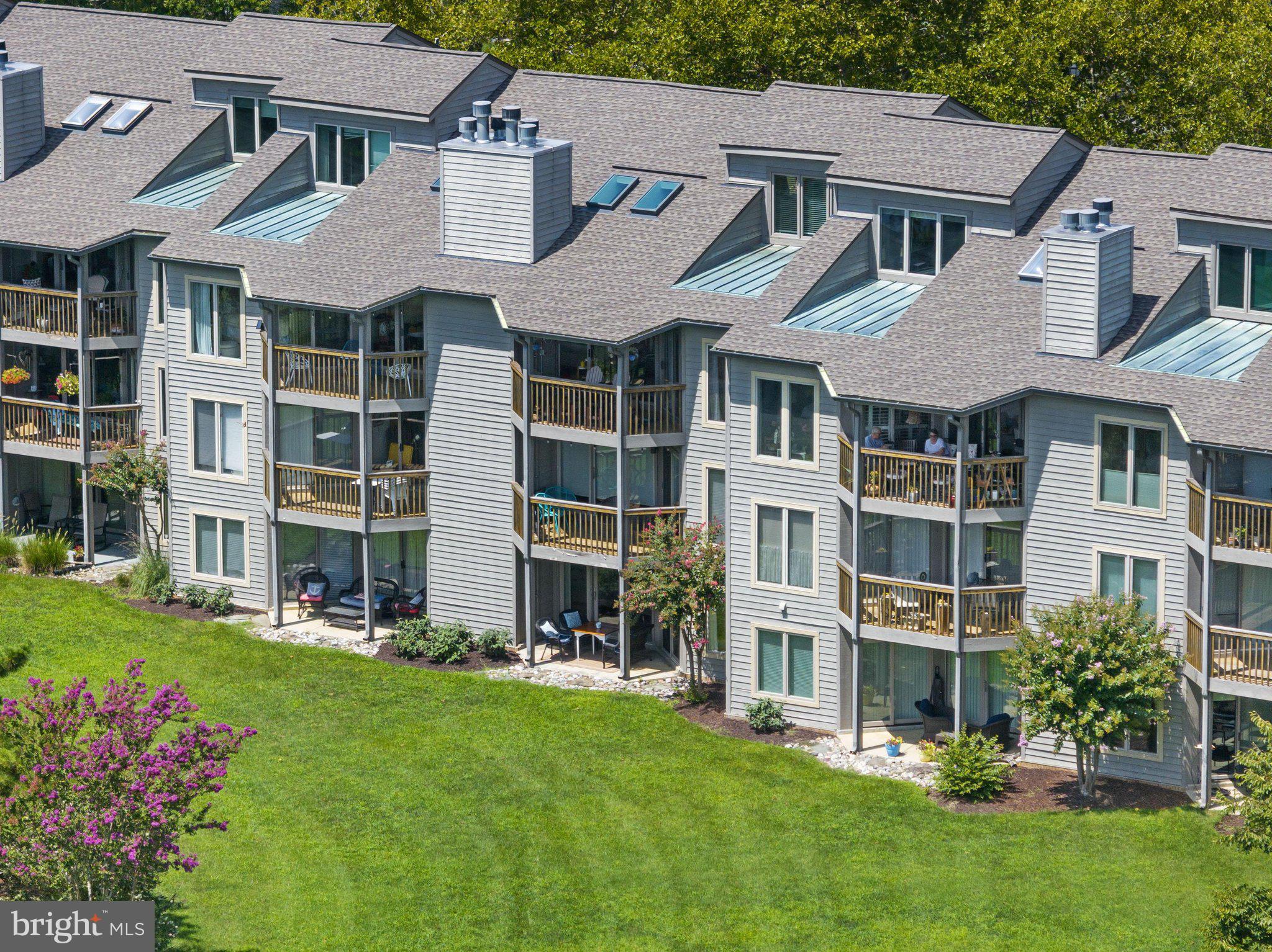 2123 BEACH VILLAGE COURT T2
