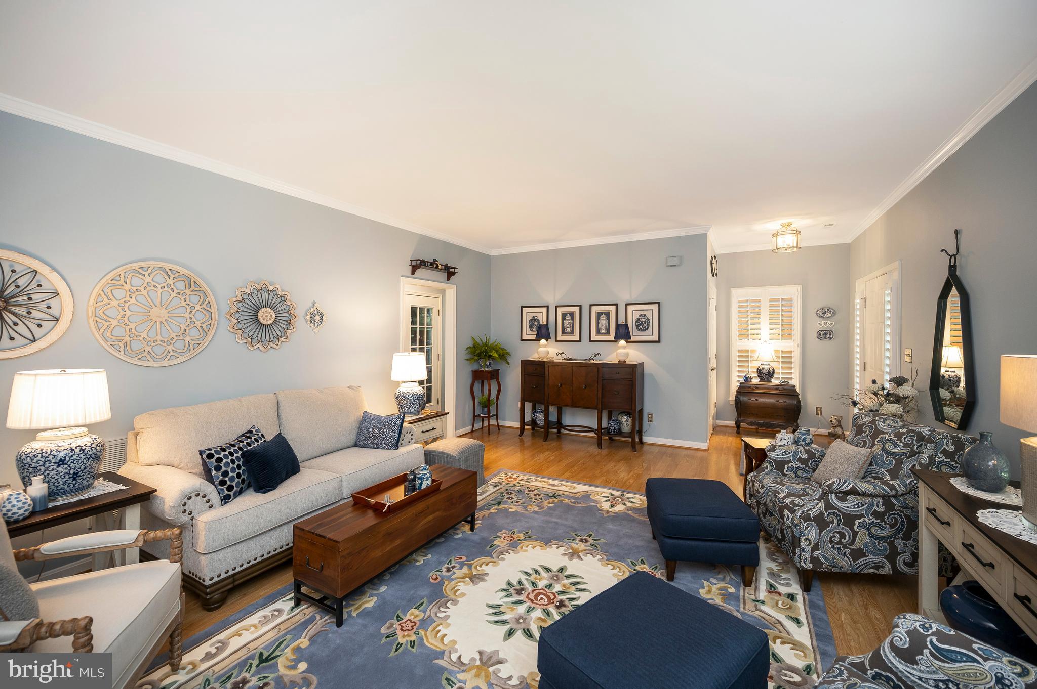 TURNBERRY WEST - Residential