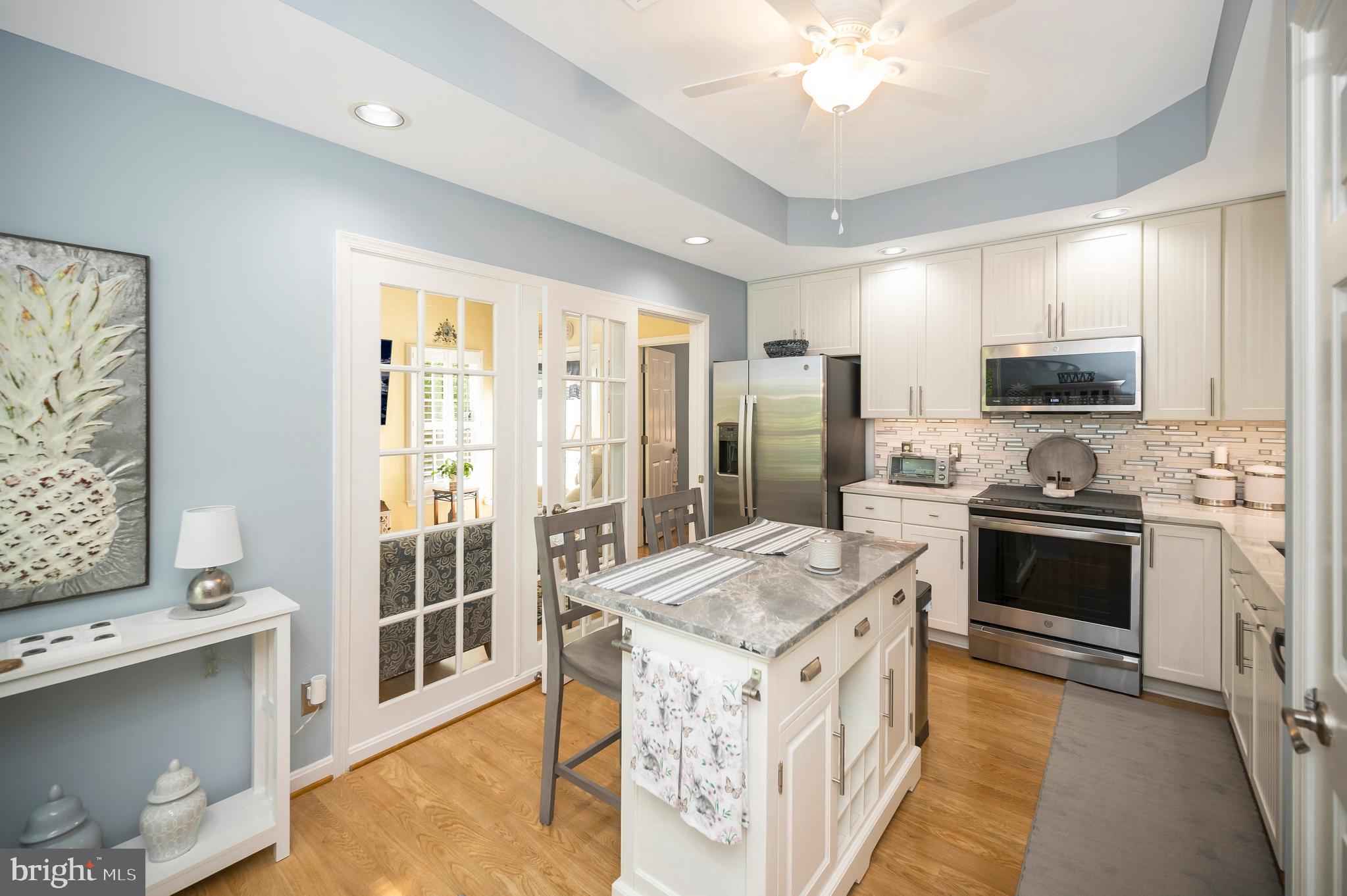 TURNBERRY WEST - Residential