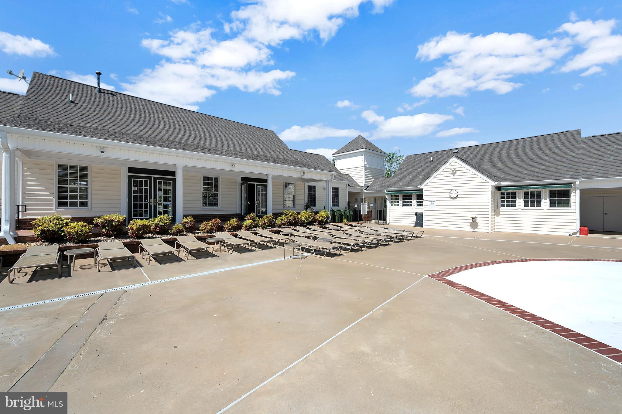 TURNBERRY WEST - Residential