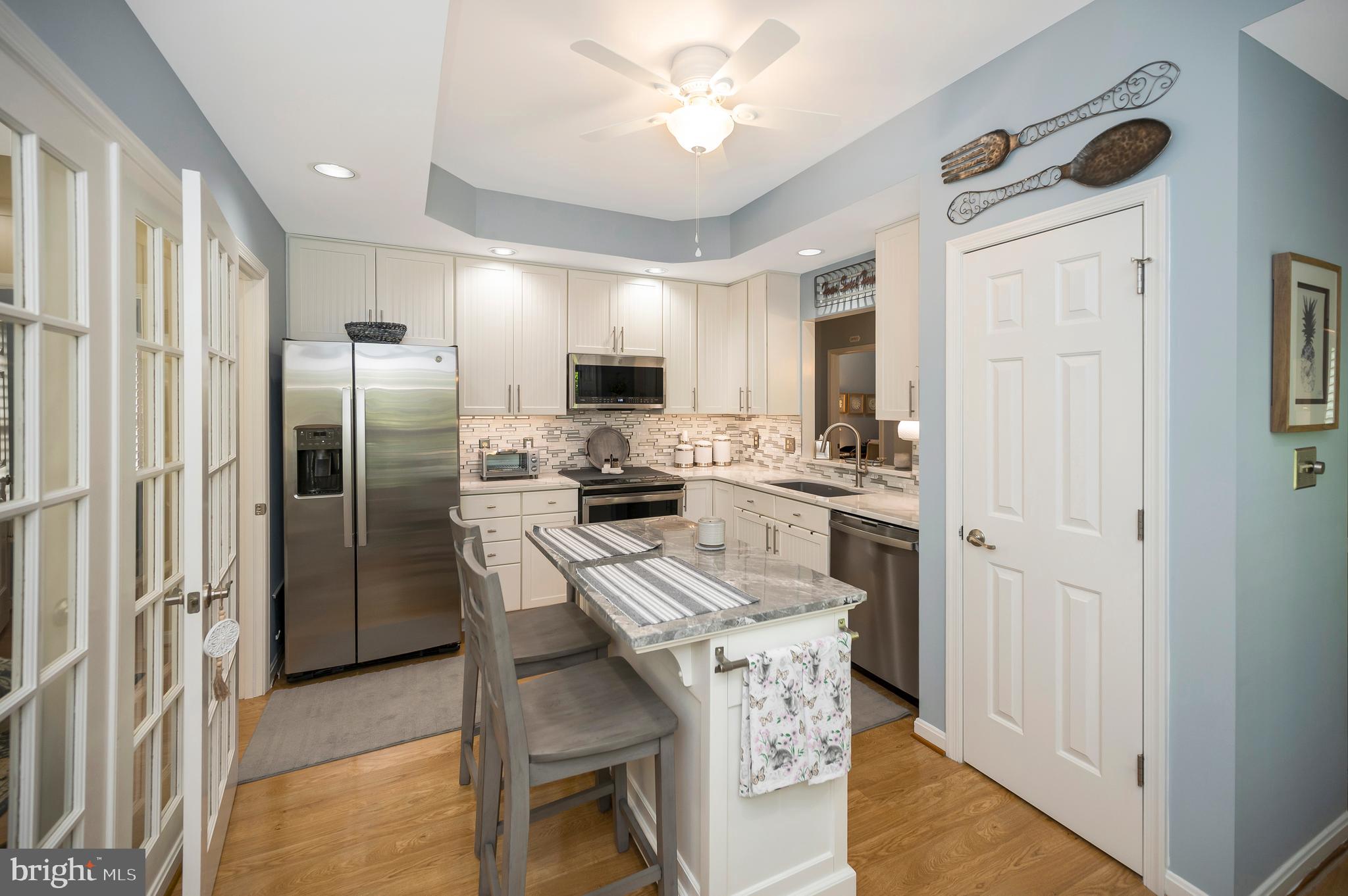 TURNBERRY WEST - Residential