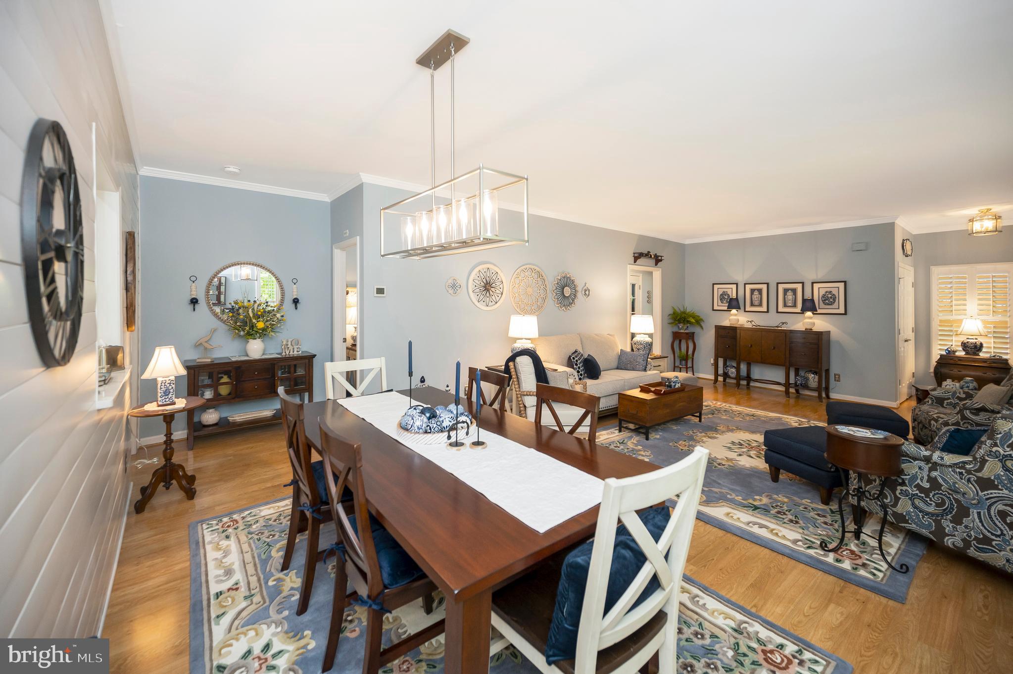 TURNBERRY WEST - Residential