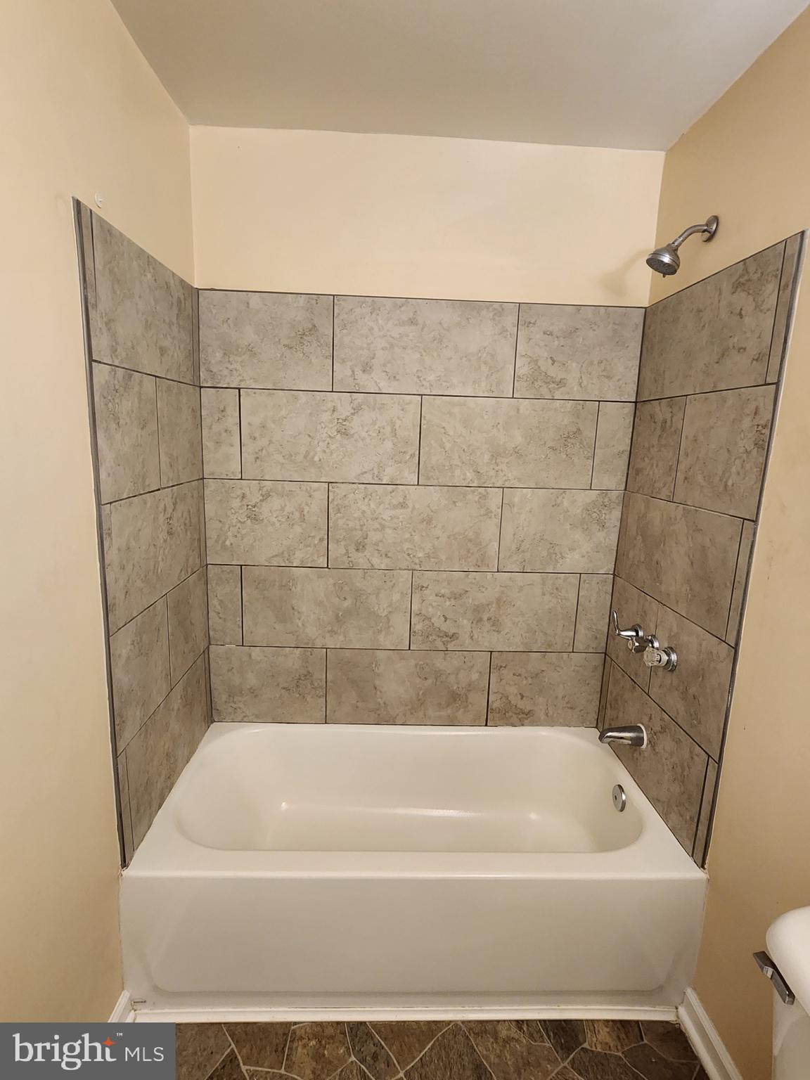 BERKELEY SPRINGS - Residential Lease