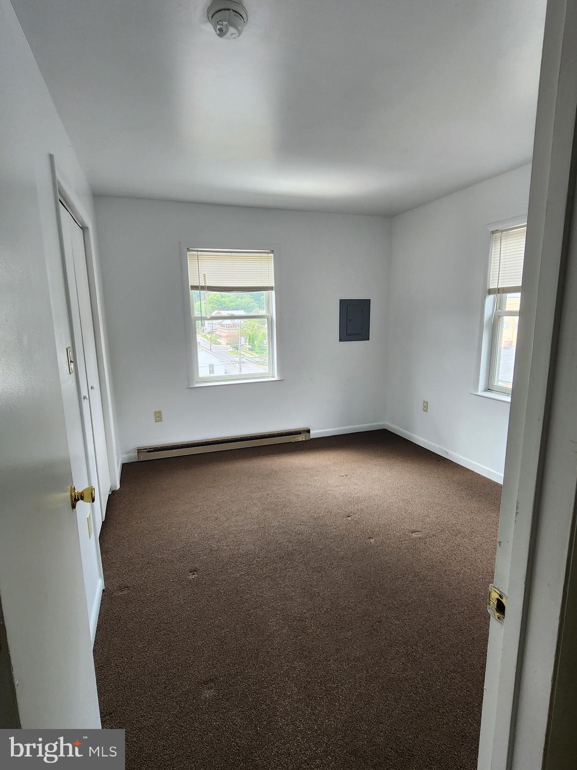 BERKELEY SPRINGS - Residential Lease