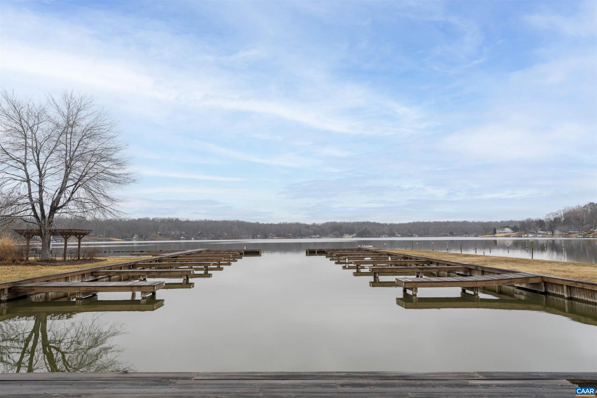 BLUE RIDGE SHORES - Residential