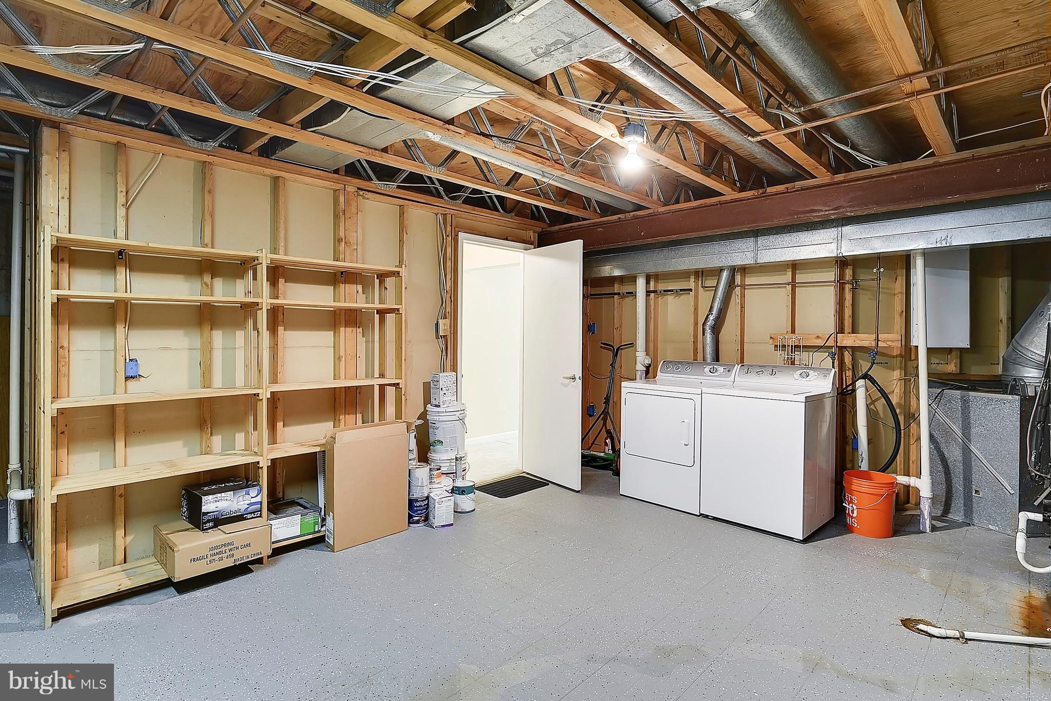 CROWNLEIGH - Residential