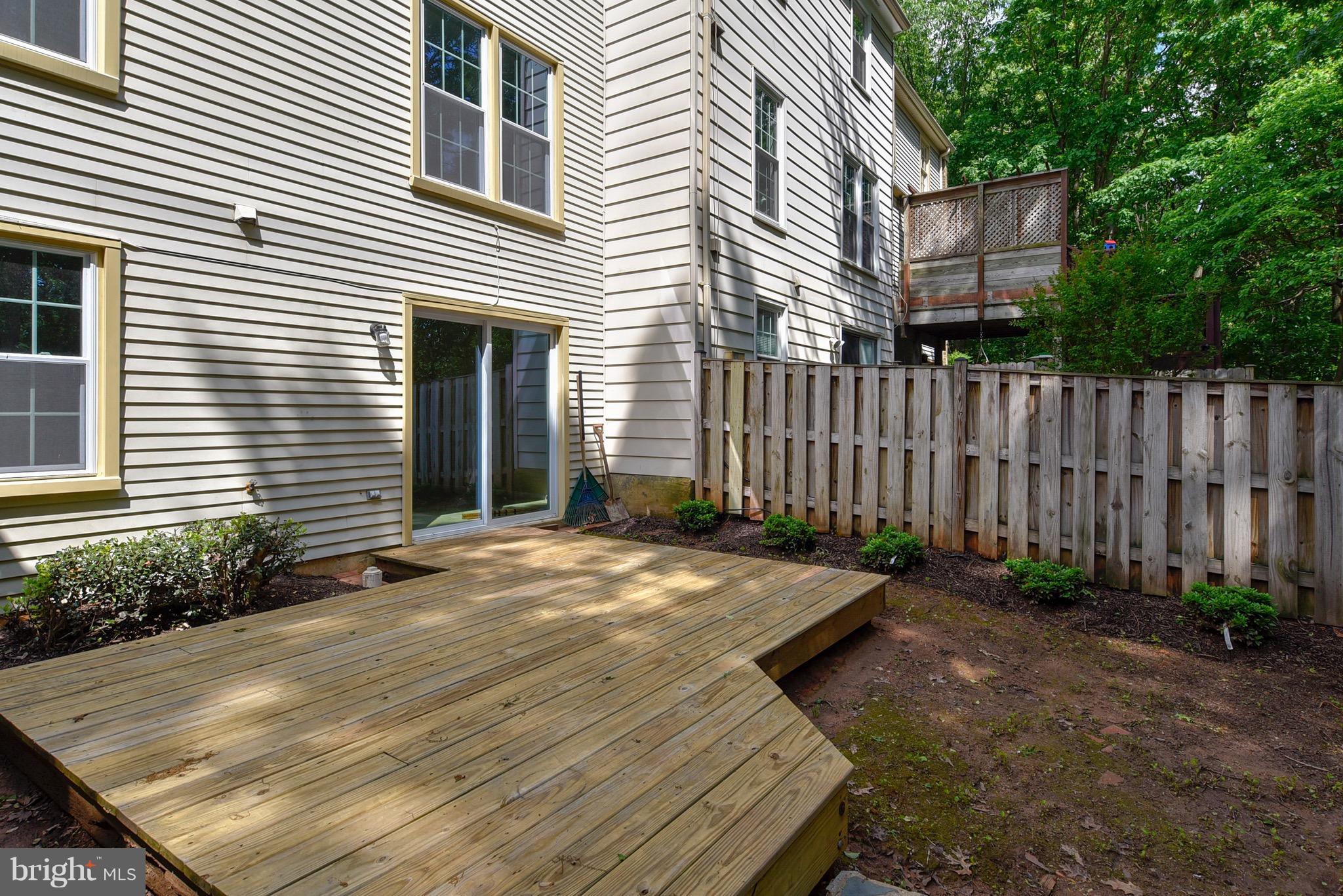 CROWNLEIGH - Residential