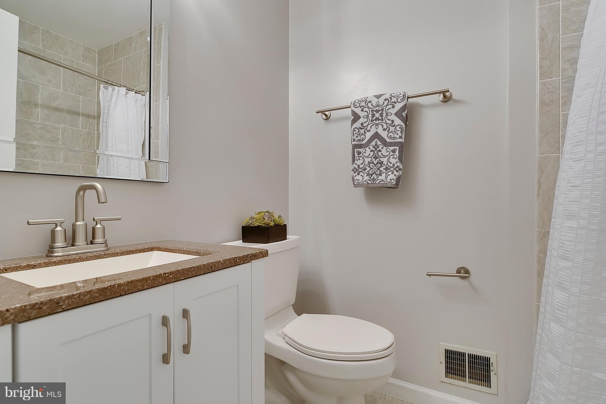 CROWNLEIGH - Residential