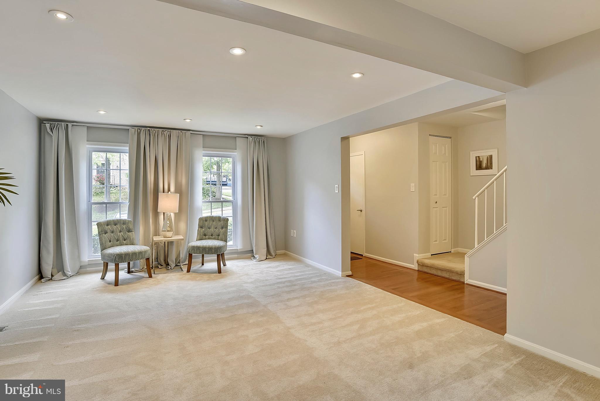 CROWNLEIGH - Residential