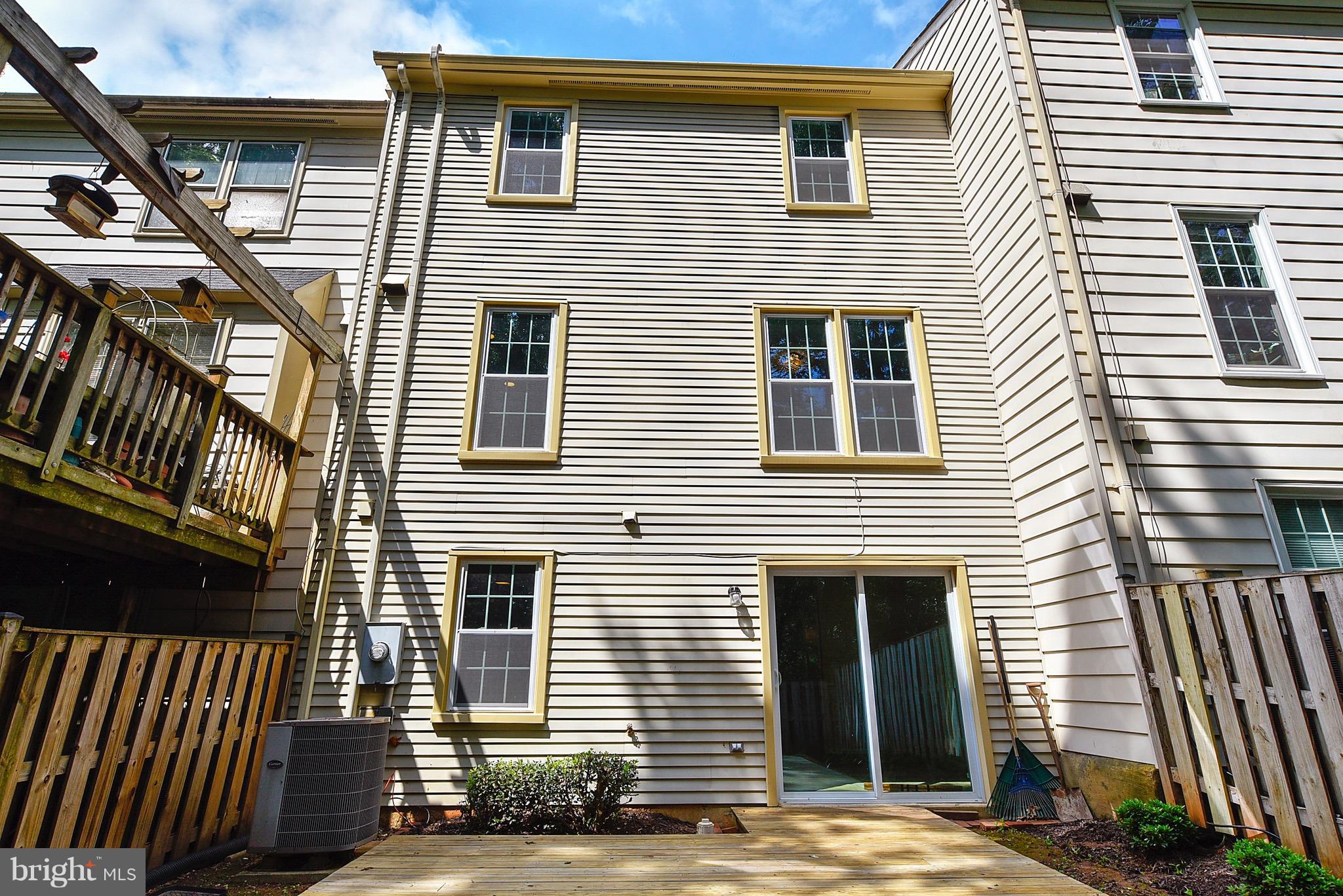 CROWNLEIGH - Residential