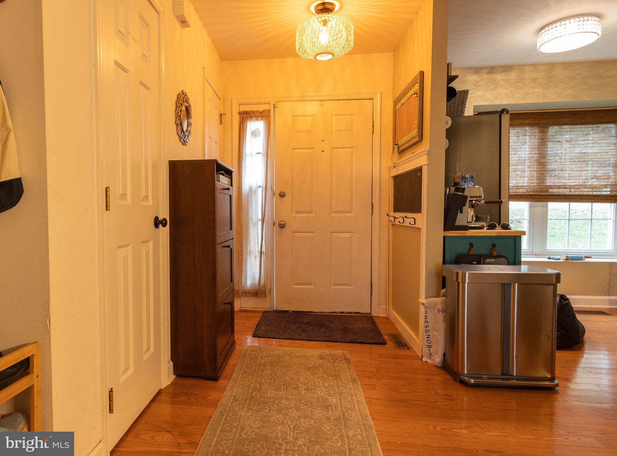 111 BOWATER COURT